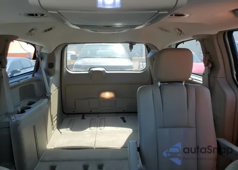 2016 Chrysler Town & Country Touring L из США, поврежденный, VIN 2C4RC1CG2GR238462